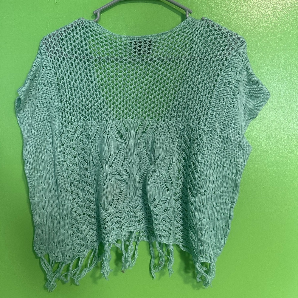 It’s Our Time Medium Crop Lace Top - Picture 3 of 4